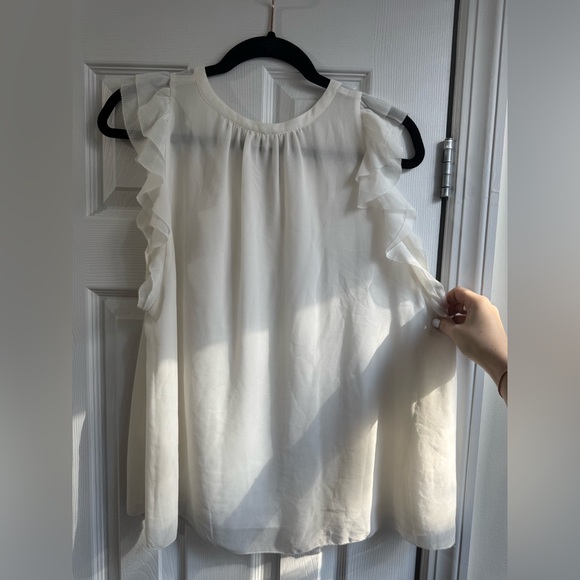 WHITE ARITZIA BLOUSE - Picture 5 of 5